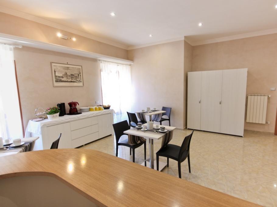 San Pietro'S Home - Guesthouse ローマ エクステリア 写真