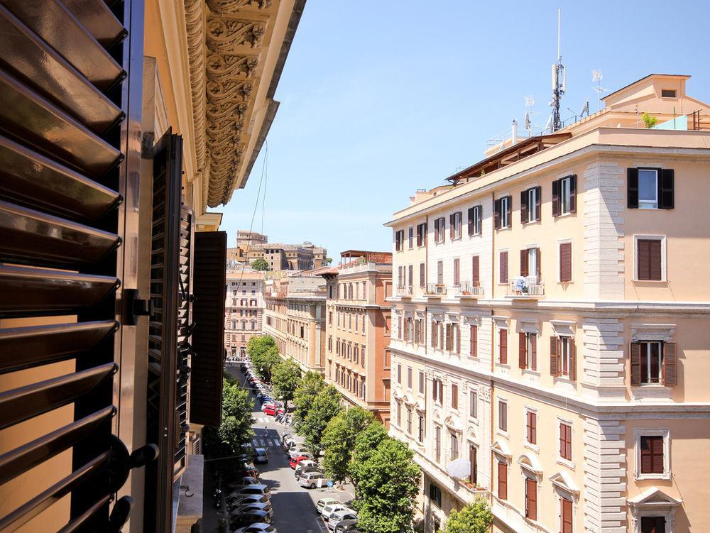 San Pietro'S Home - Guesthouse ローマ エクステリア 写真